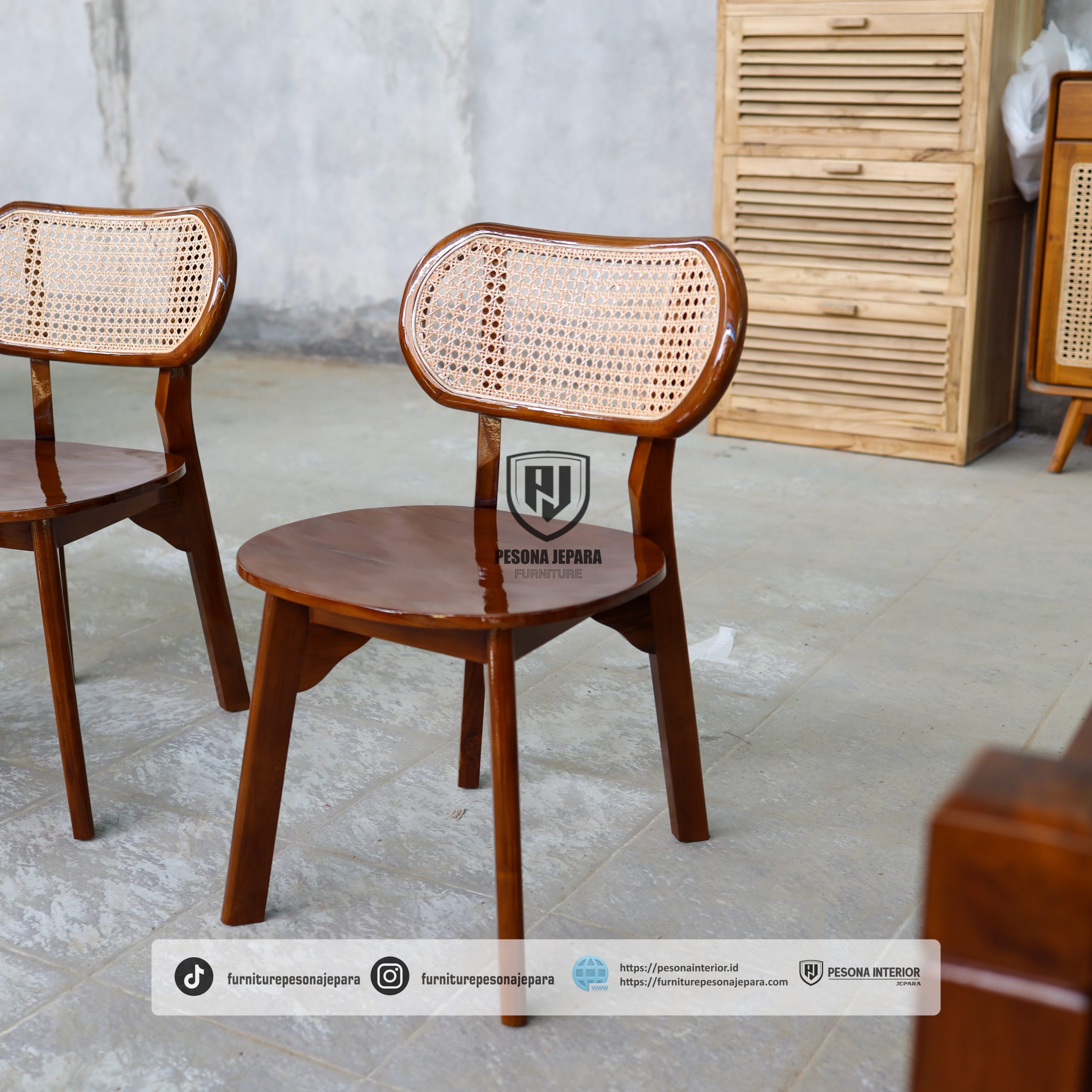 Kursi Makan Kacang - Gambar 2