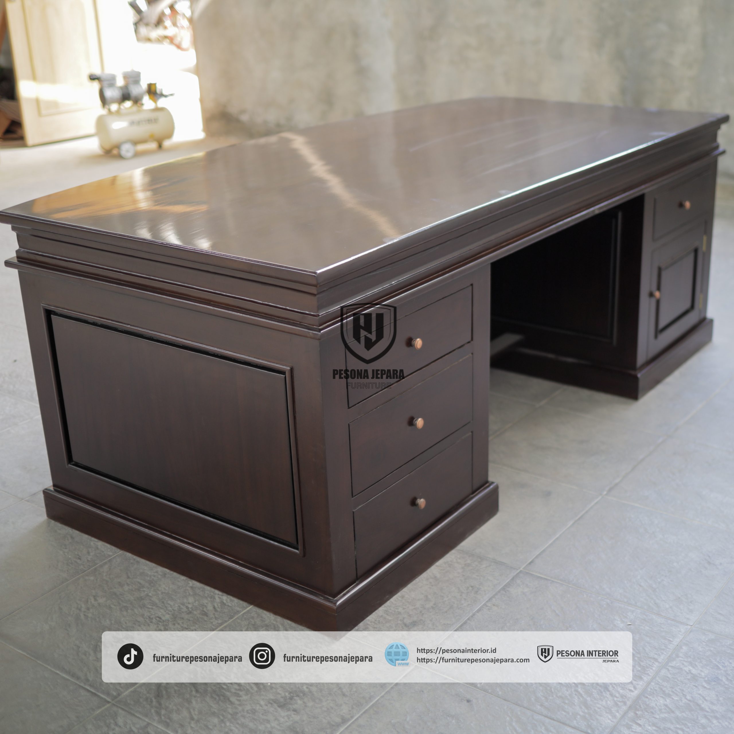 Meja Direktur untuk Kantor - Gambar 6