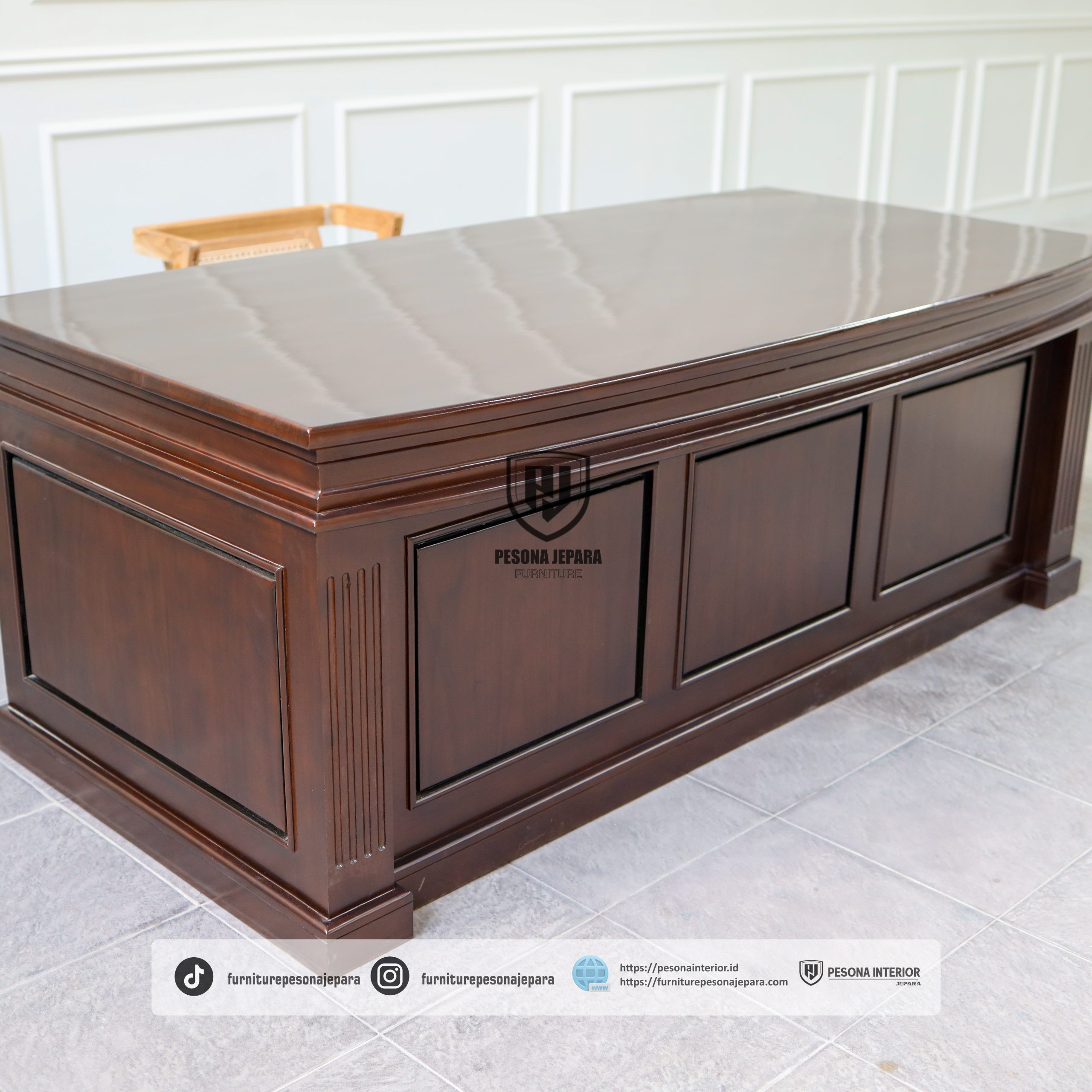 Meja Direktur untuk Kantor - Gambar 5