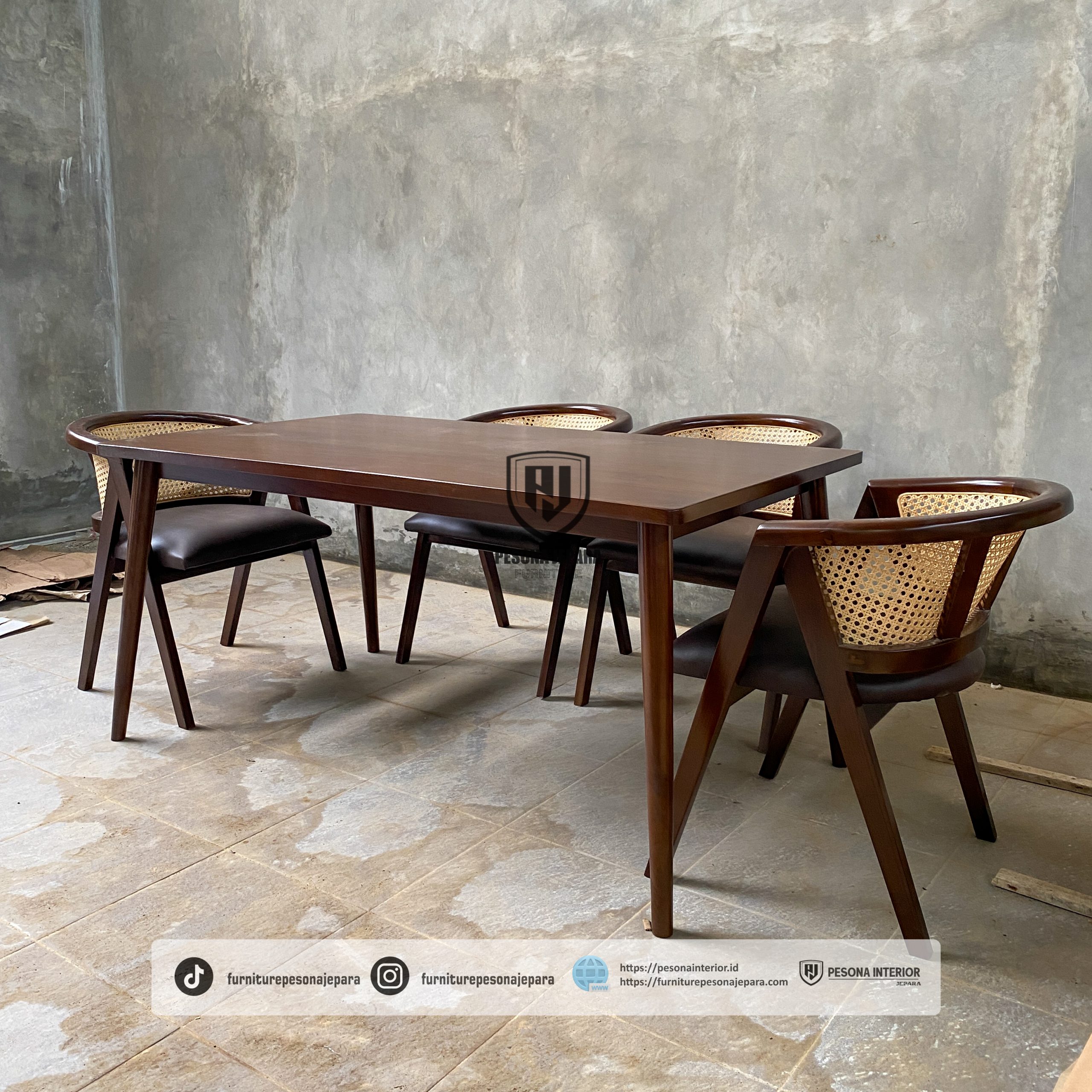 Set Meja Makan Betawi Rotan - Gambar 3