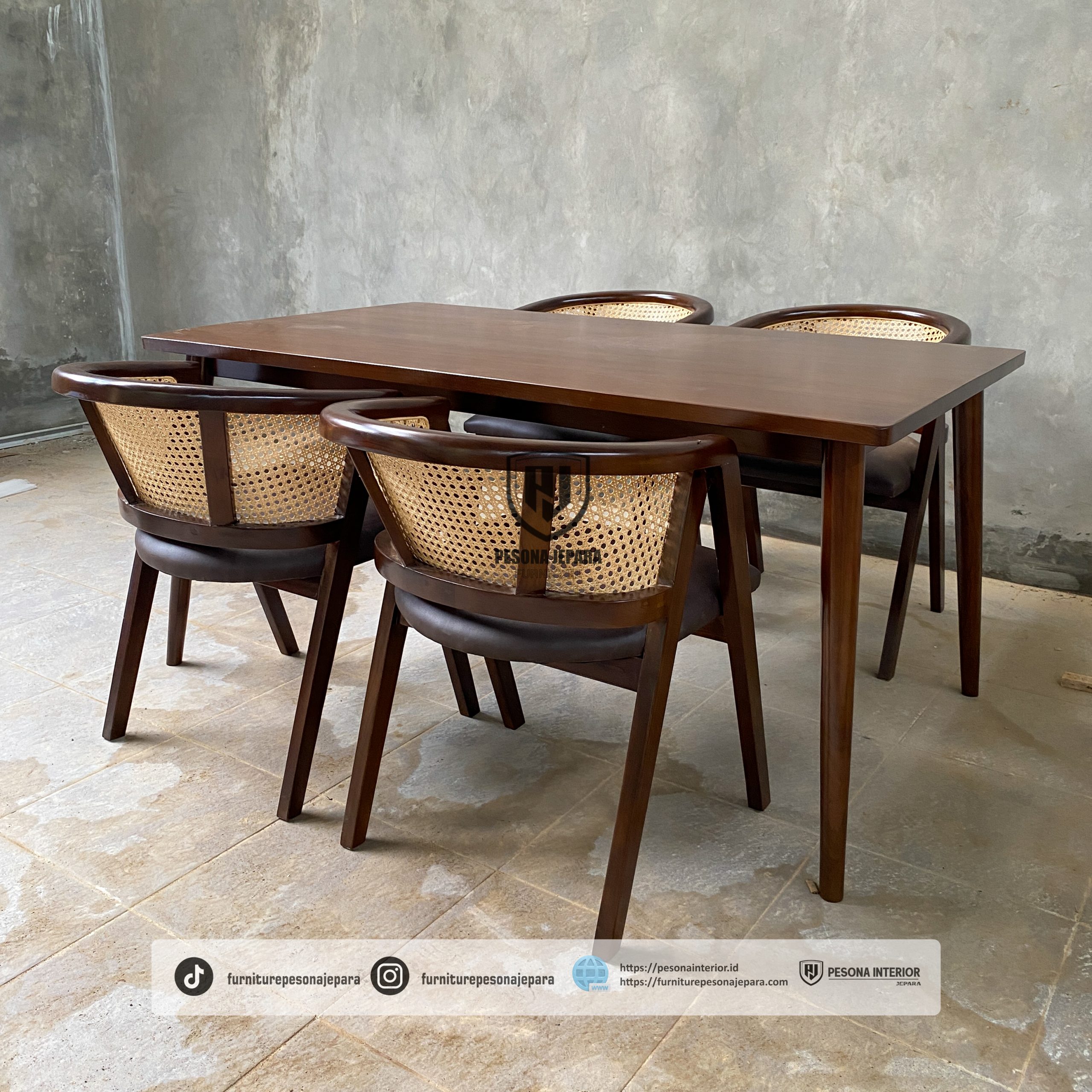 Set Meja Makan Betawi Rotan - Gambar 2