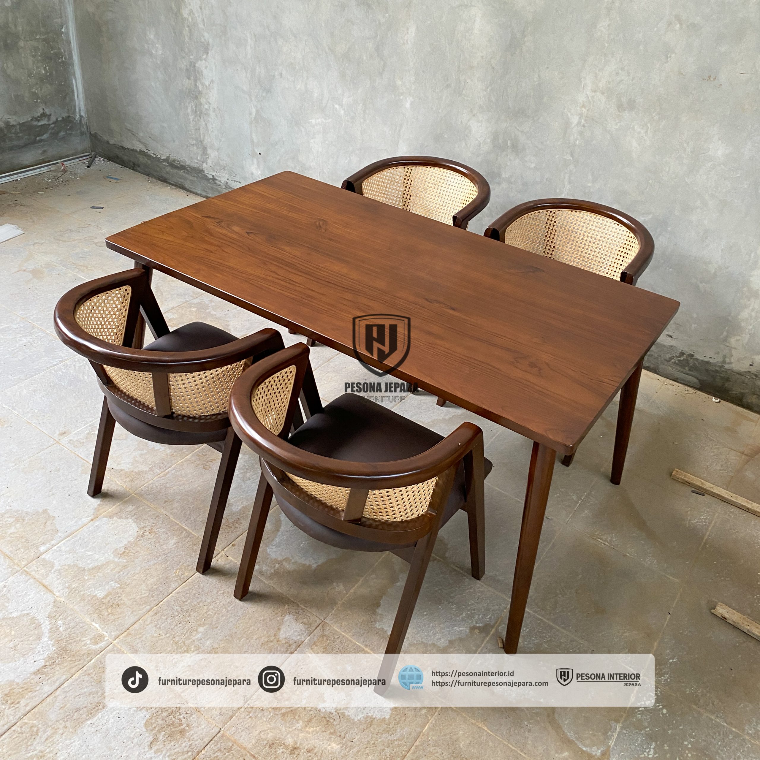 Set Meja Makan Betawi Rotan - Gambar 5