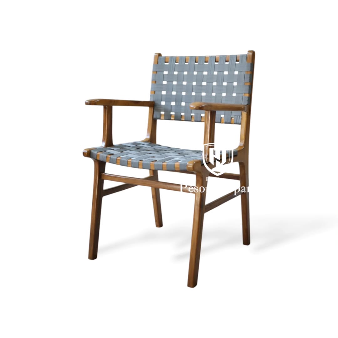 Kursi Makan Anyaman Kain