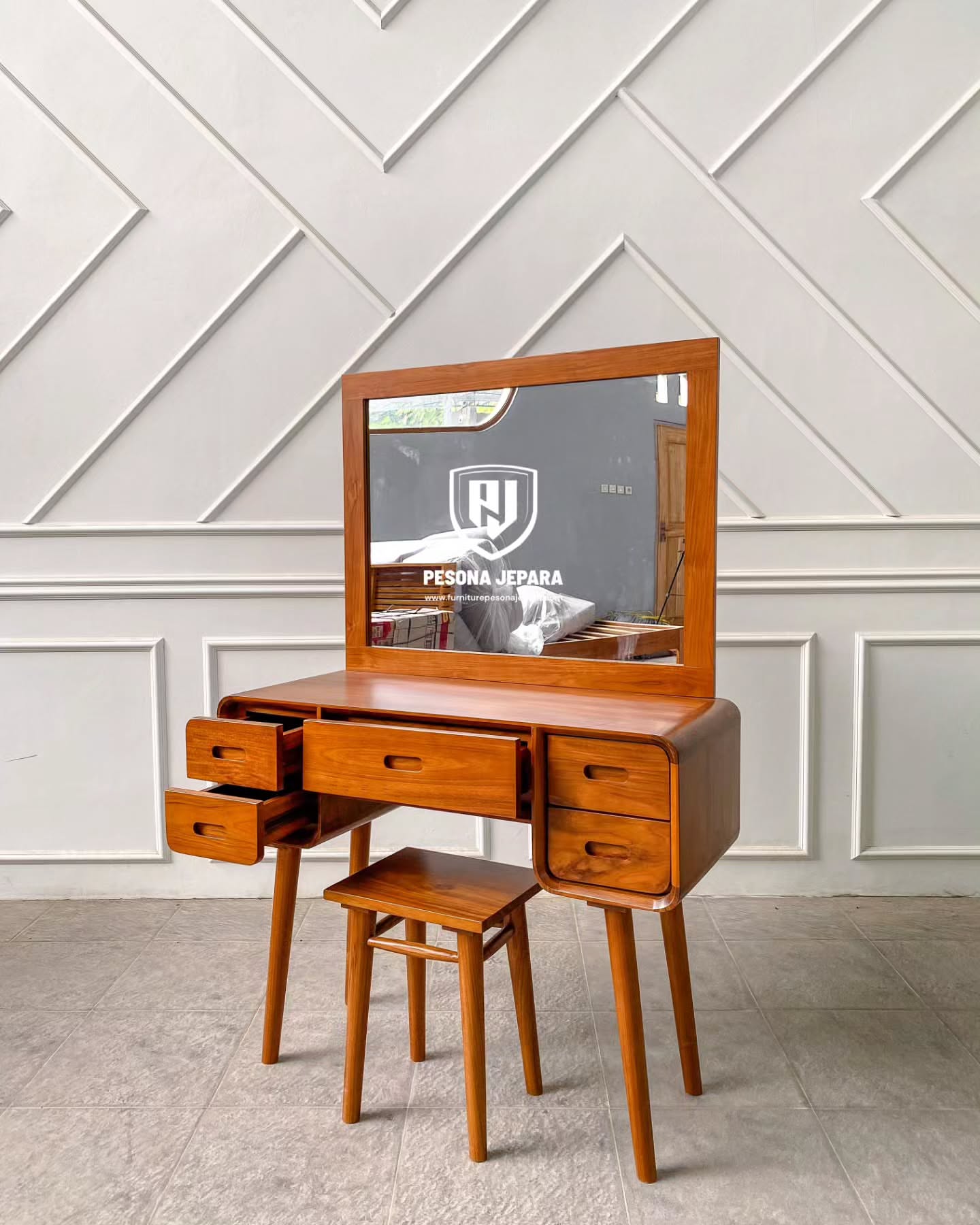 Meja Rias Model Retro - Gambar 3