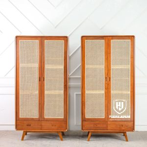Almari Jati Rotan Model Retro