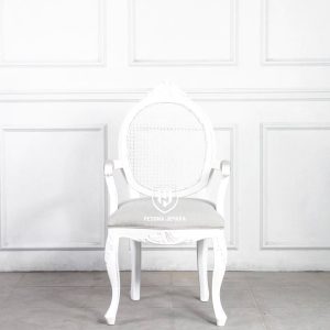 Kursi Antik Klasik Ukiran