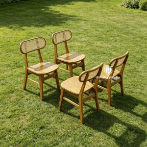 Set Kursi Makan Kayu Jati Minimalis Kombinasi Rotan (Isi 4 Pcs) Deskripsi Produk