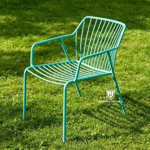 Kursi Taman Metal Minimalis Tosca – Modern Outdoor Armchair